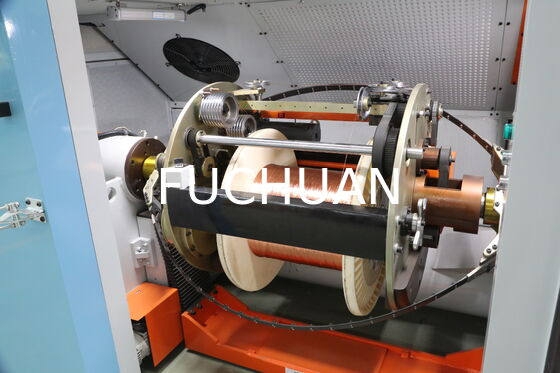 मजबूत डबल ट्विस्ट बंचिंग डिवाइस जिसमें सुव्यवस्थित केबल बंचिंग संचालन के लिए आसान एकीकरण और रखरखाव की सुविधा है