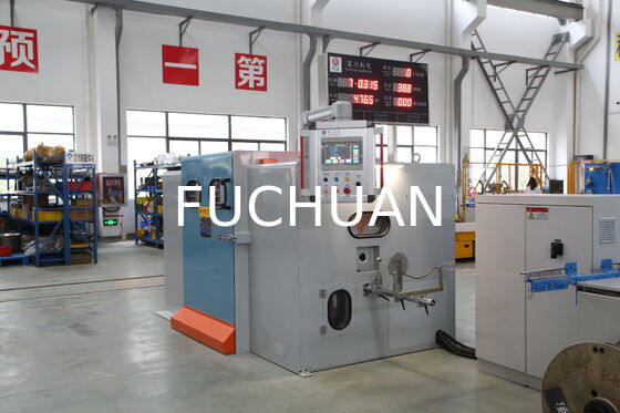 मजबूत डबल ट्विस्ट बंचिंग डिवाइस जिसमें सुव्यवस्थित केबल बंचिंग संचालन के लिए आसान एकीकरण और रखरखाव की सुविधा है